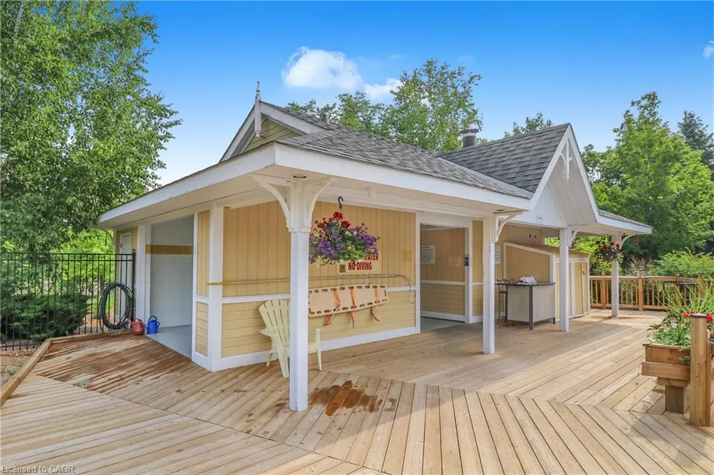170 Snowbridge Way, #222