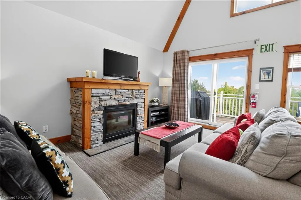 170 Snowbridge Way, #222