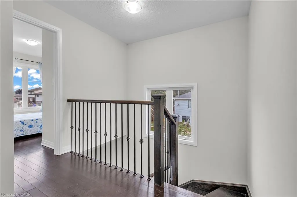 4 Slater Street