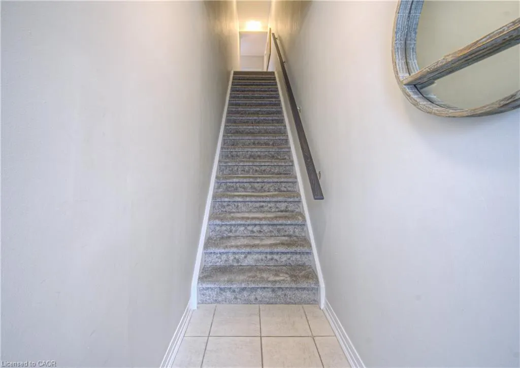 155 Thomas Slee Drive, #1F