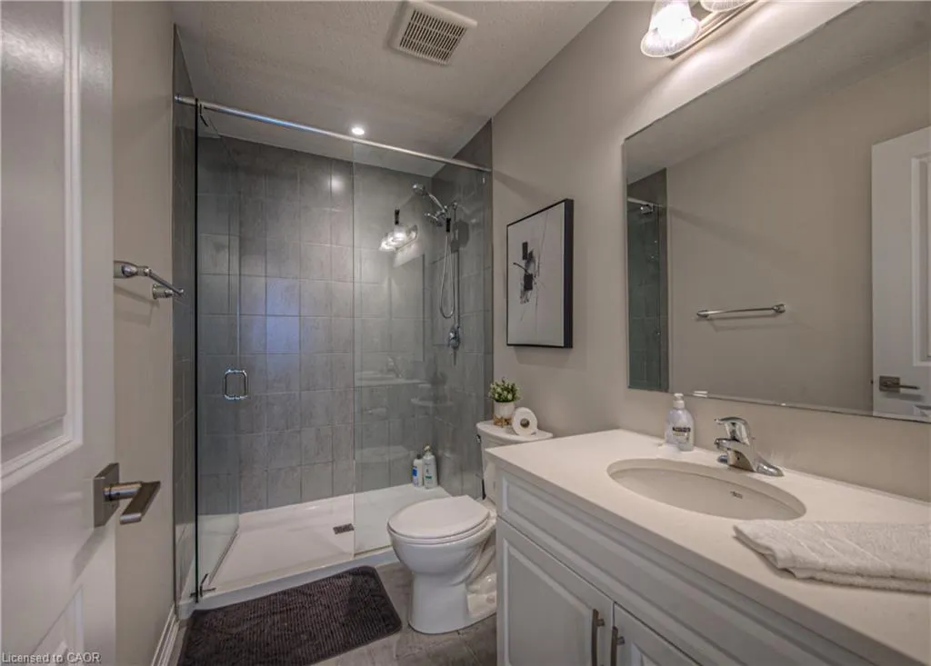 155 Thomas Slee Drive, #1F