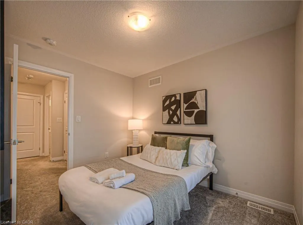155 Thomas Slee Drive, #1F