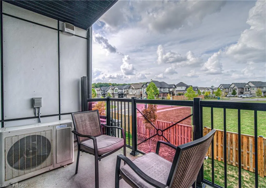 155 Thomas Slee Drive, #1F