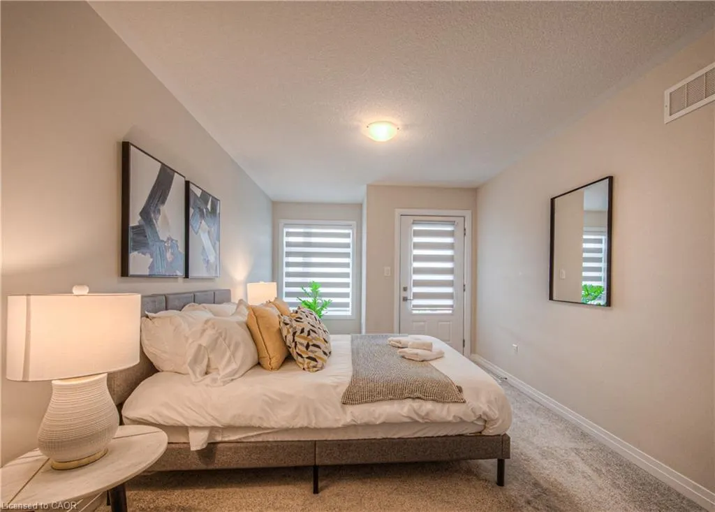 155 Thomas Slee Drive, #1F