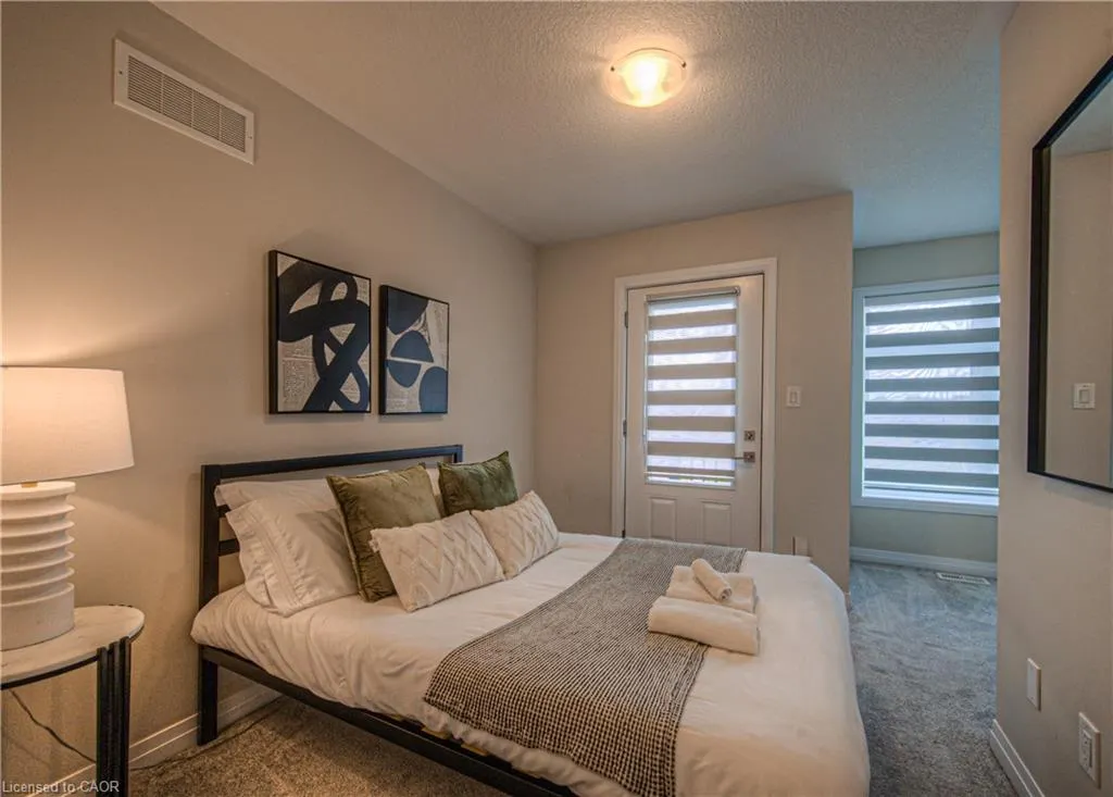 155 Thomas Slee Drive, #1F