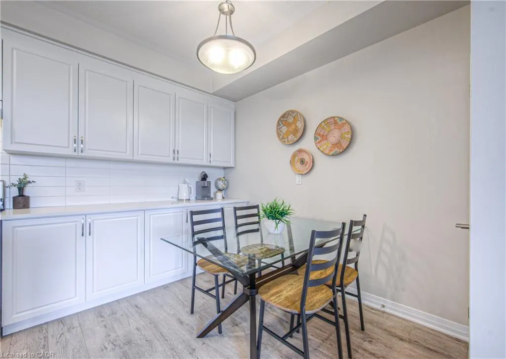 155 Thomas Slee Drive, #1F