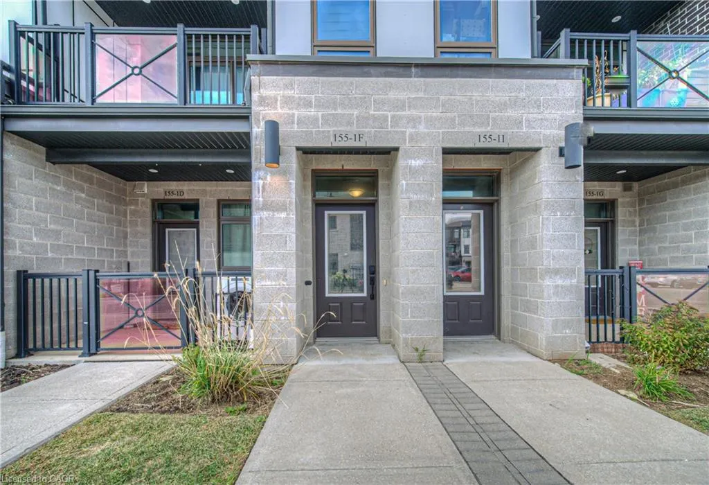 155 Thomas Slee Drive, #1F