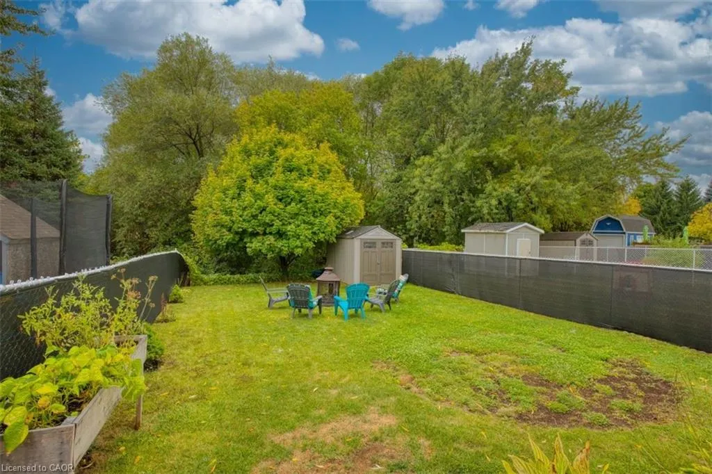 135 Eastforest Trail