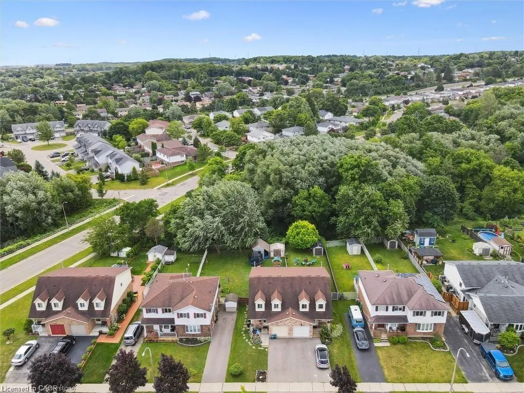 135 Eastforest Trail