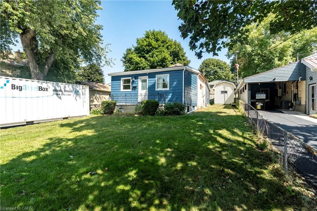 83 Winston Boulevard