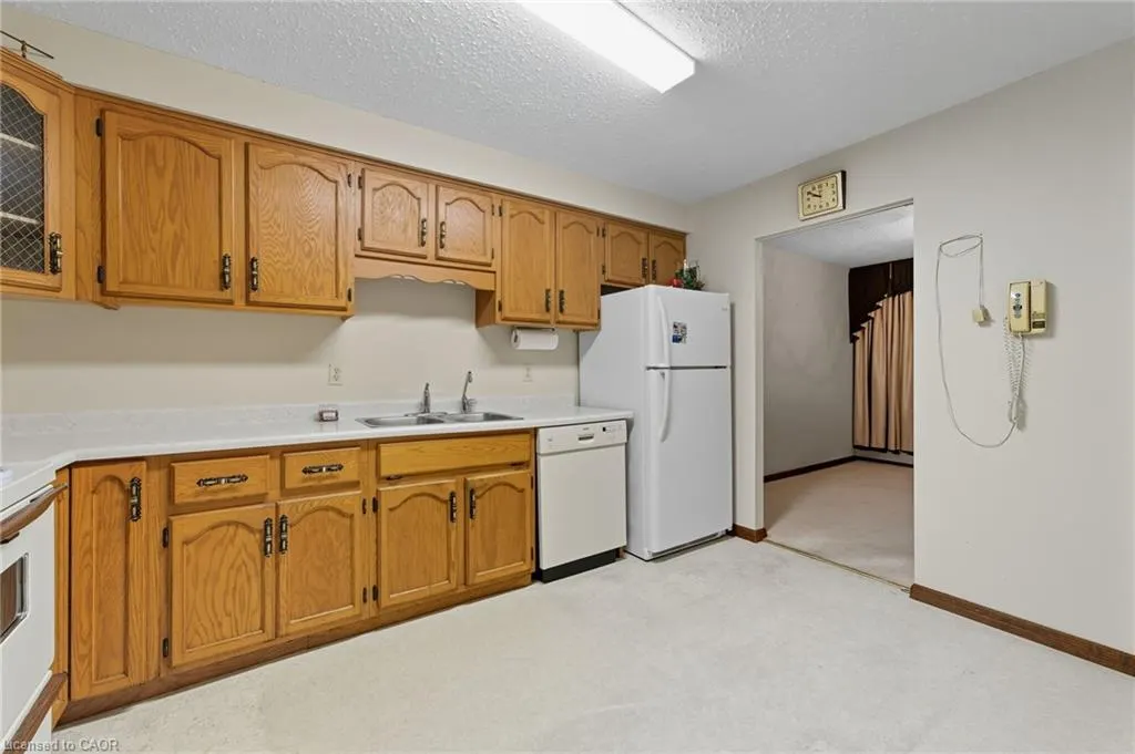 400 Champlain Boulevard, #305