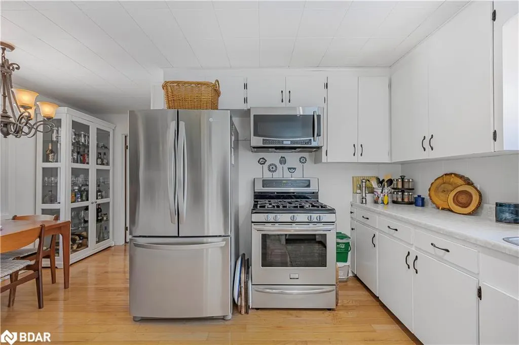 1125 Woodland Drive