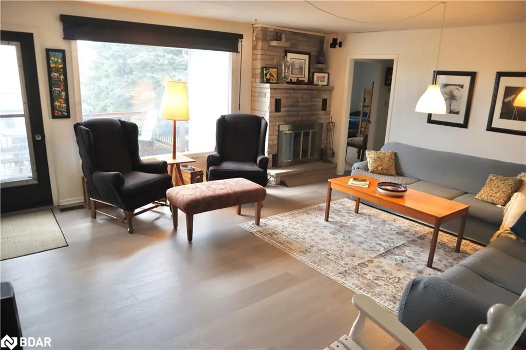 1125 Woodland Drive