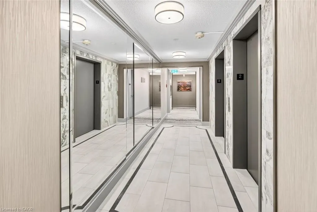 2210 Lakeshore Road, #203