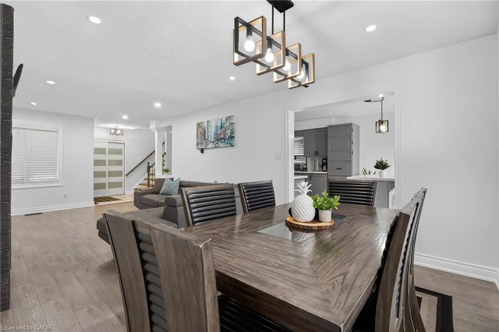 19 Marl Meadow Drive