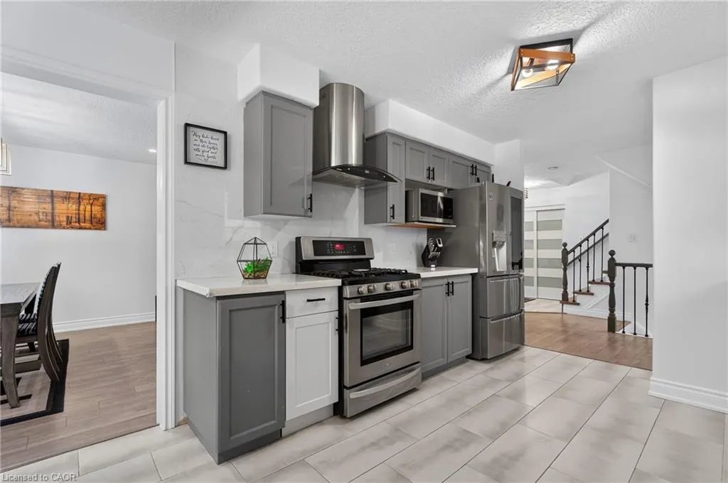 19 Marl Meadow Drive