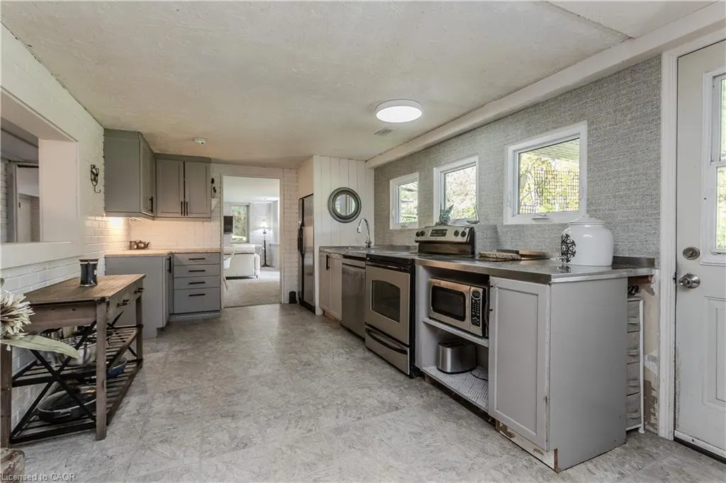 4891 Wellington Road 29