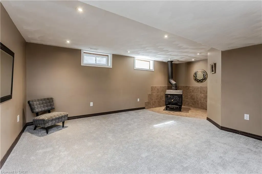 4891 Wellington Road 29