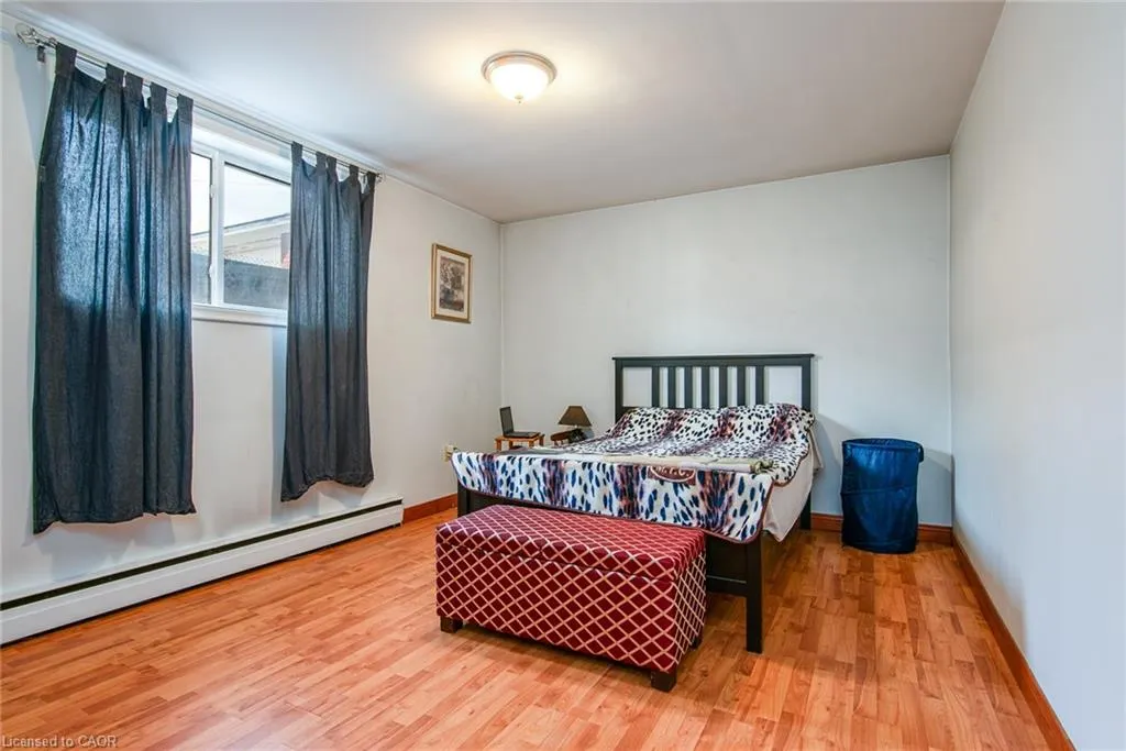 296 Ahrens Street W