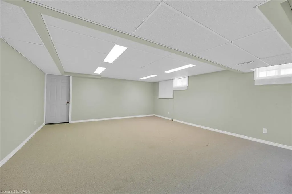 4 Bing Crescent