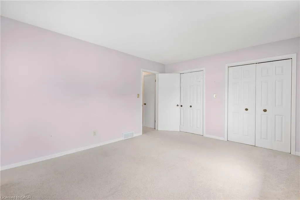 4 Rossmore Avenue, #5