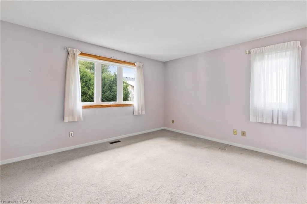 4 Rossmore Avenue, #5