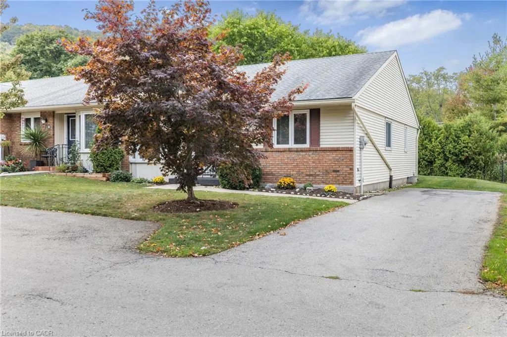4 Rossmore Avenue, #5