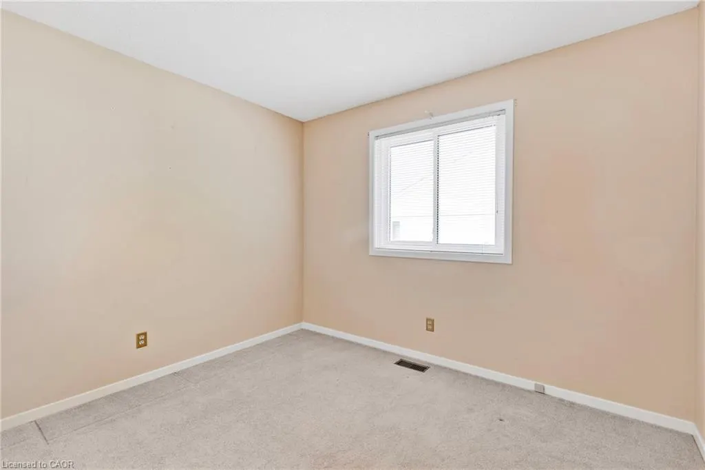 4 Rossmore Avenue, #5