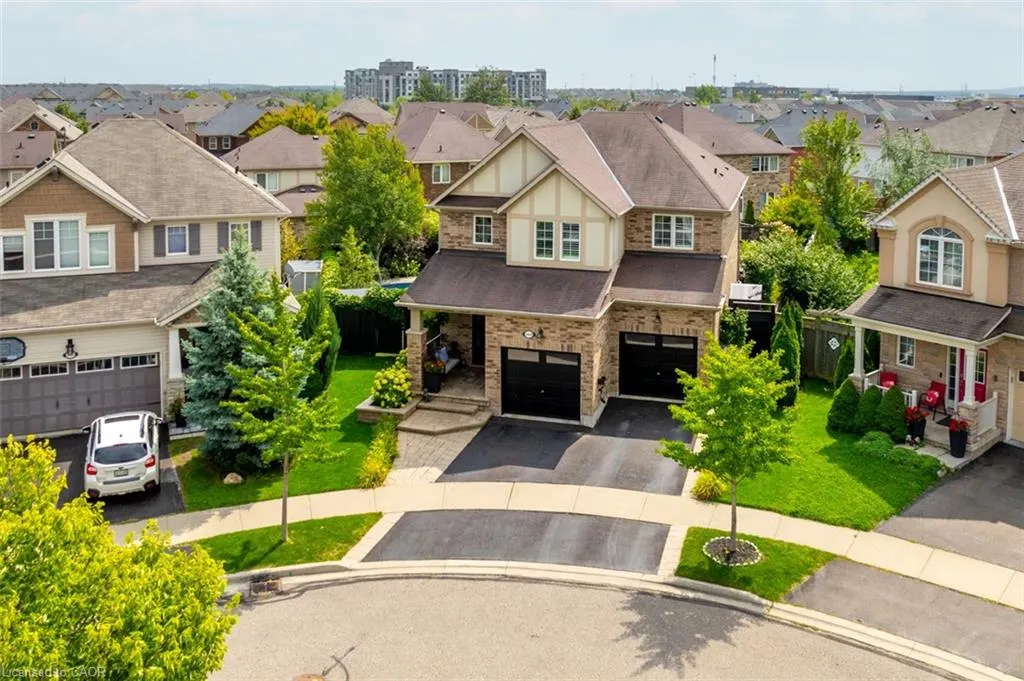 444 Carbert Crescent