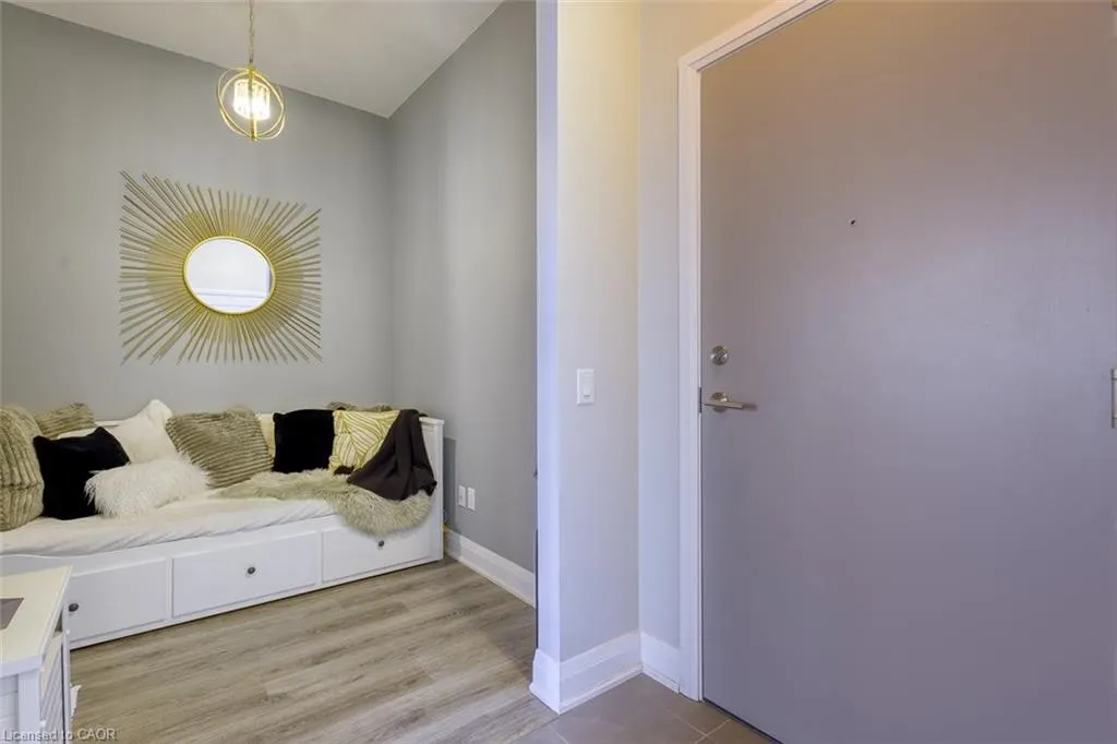 16 Concord Place, #627