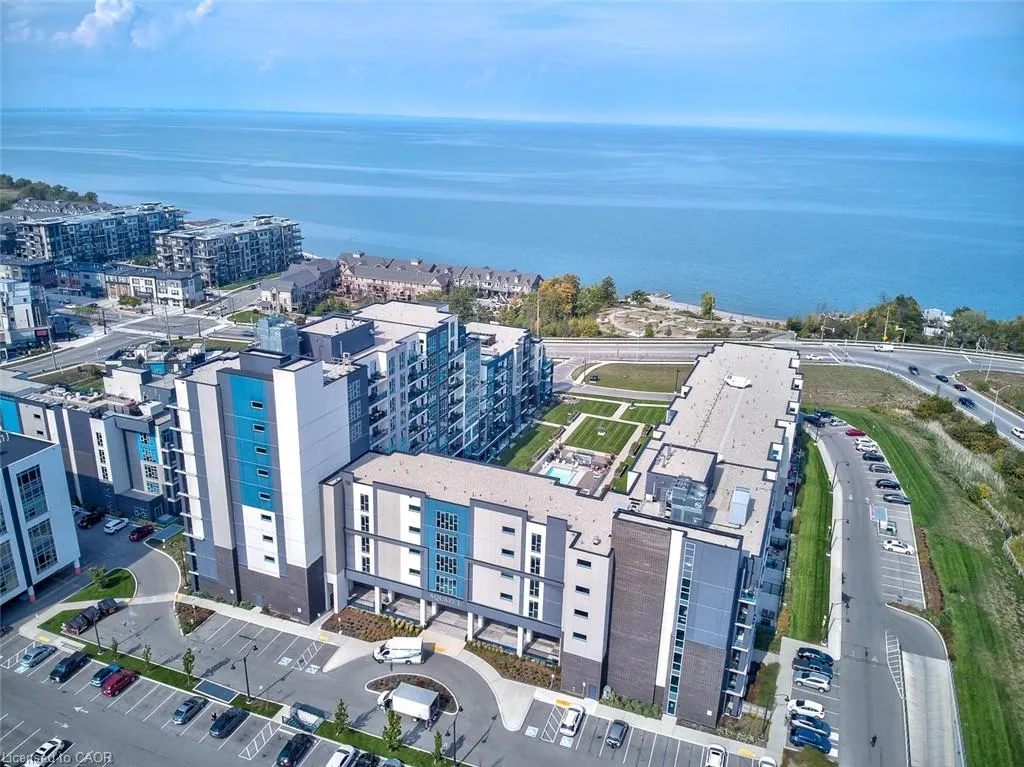 16 Concord Place, #627