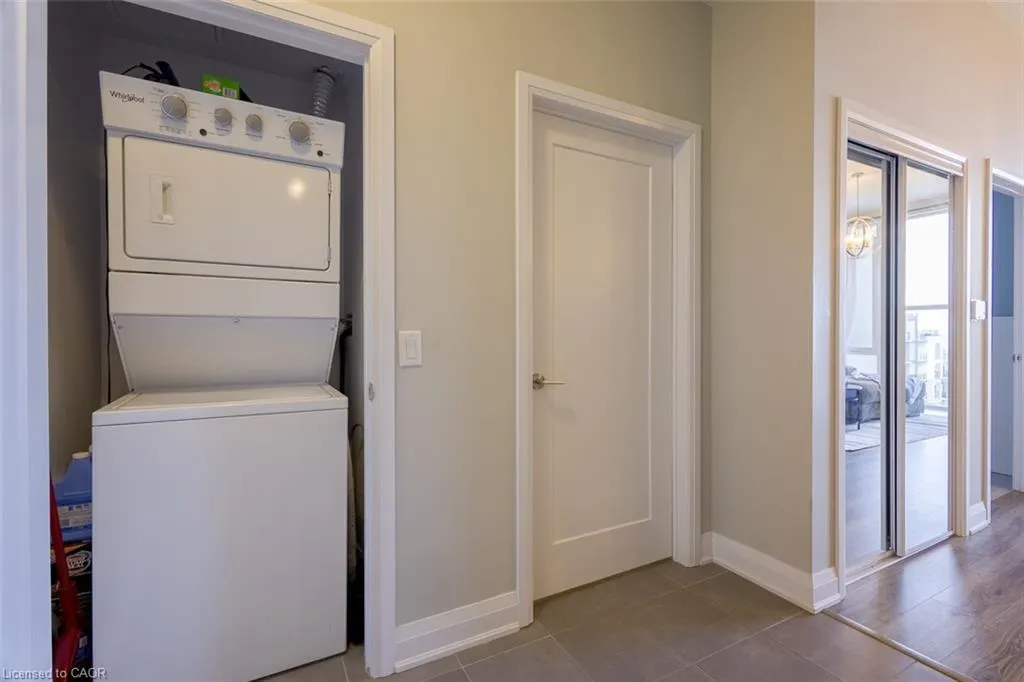 16 Concord Place, #627