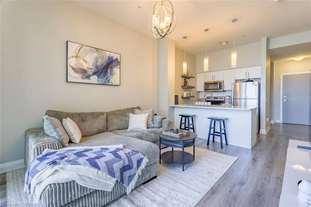 16 Concord Place, #627