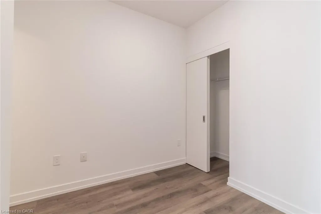 15 Wellington Street S, #208