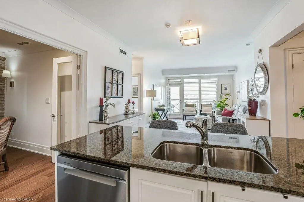 35 Baker Hill Boulevard, #404