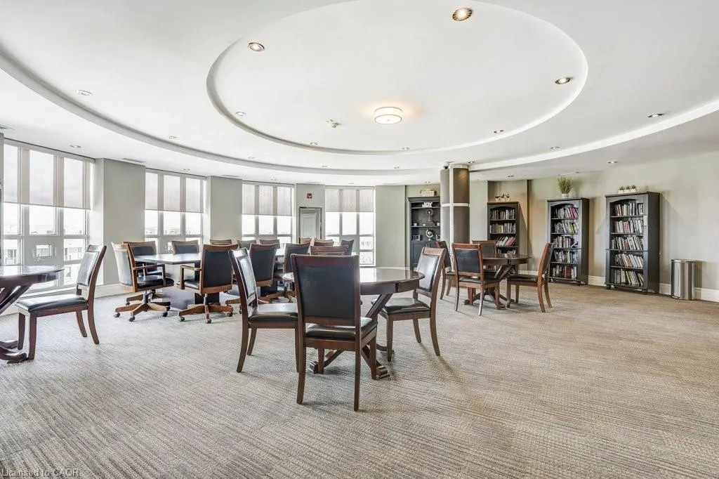 35 Baker Hill Boulevard, #404