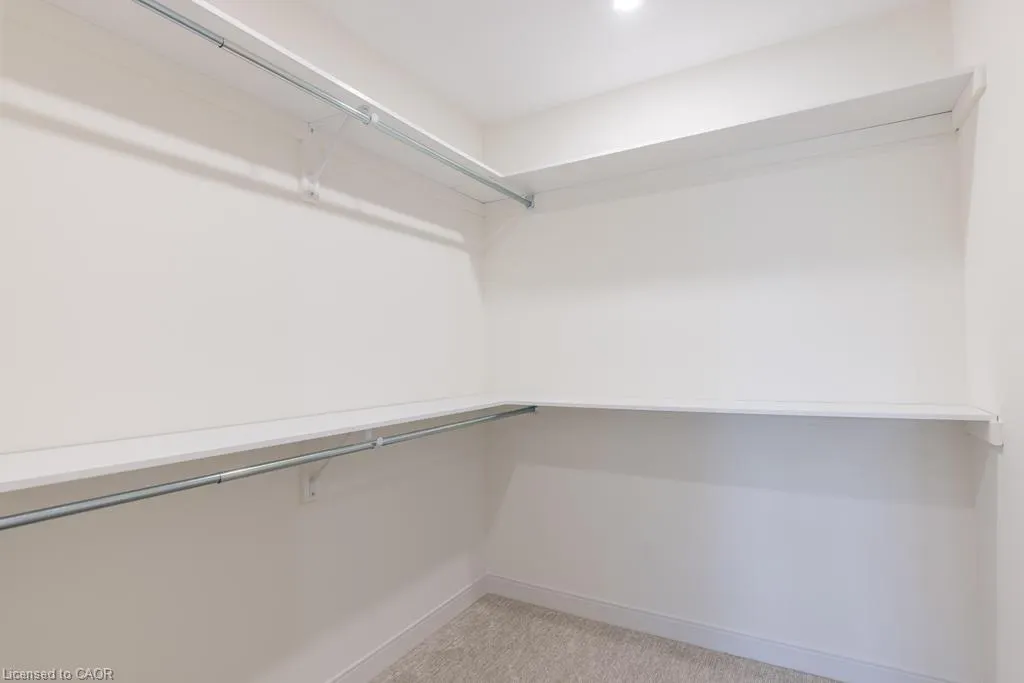123 Lincoln Street, #209