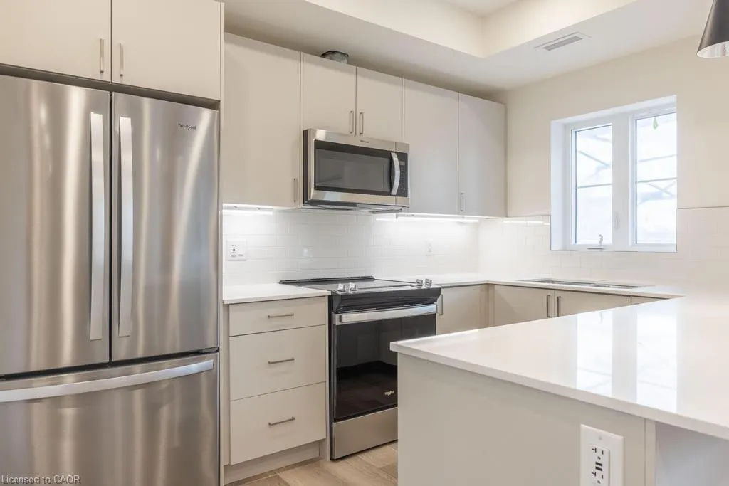 123 Lincoln Street, #209