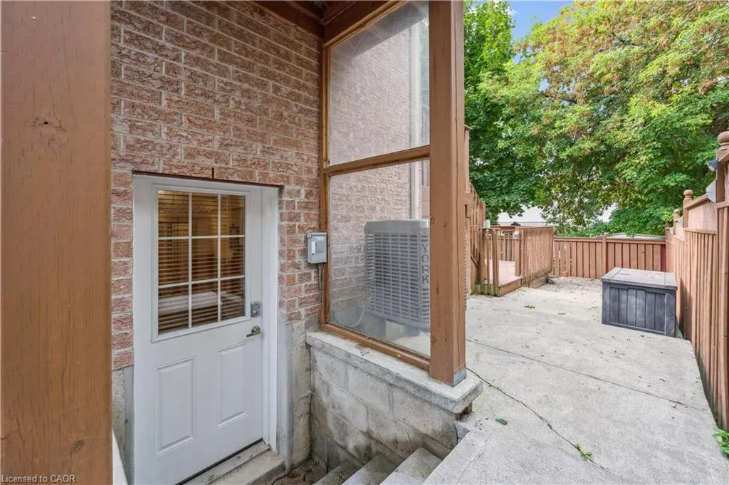 35 Small Court