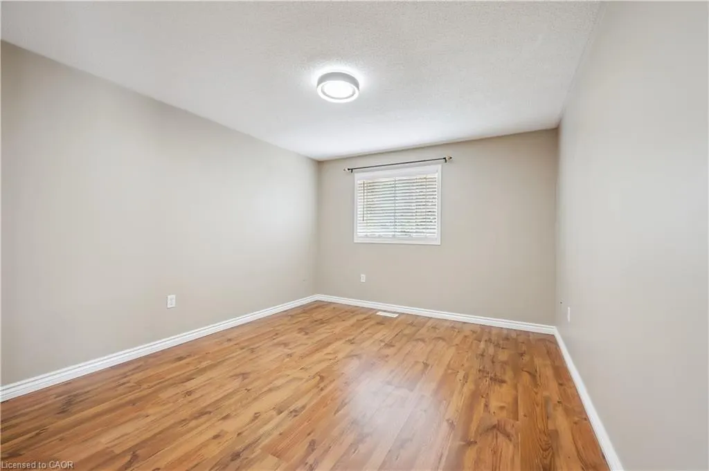 35 Small Court