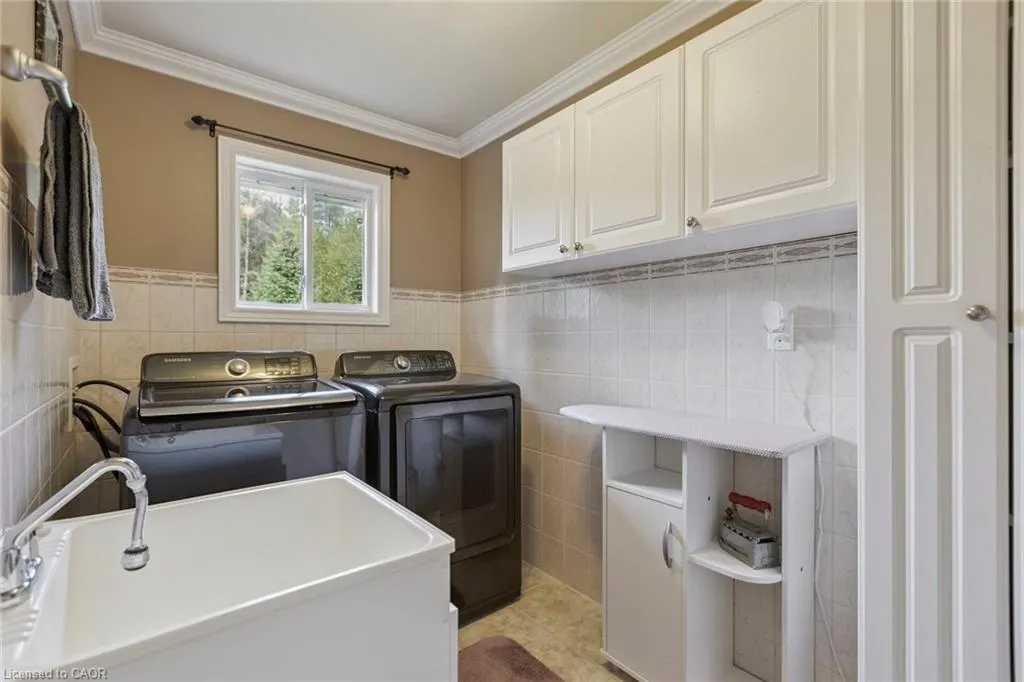 122769 Grey Road 9