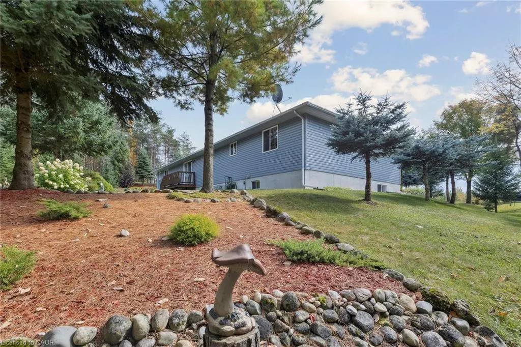 122769 Grey Road 9