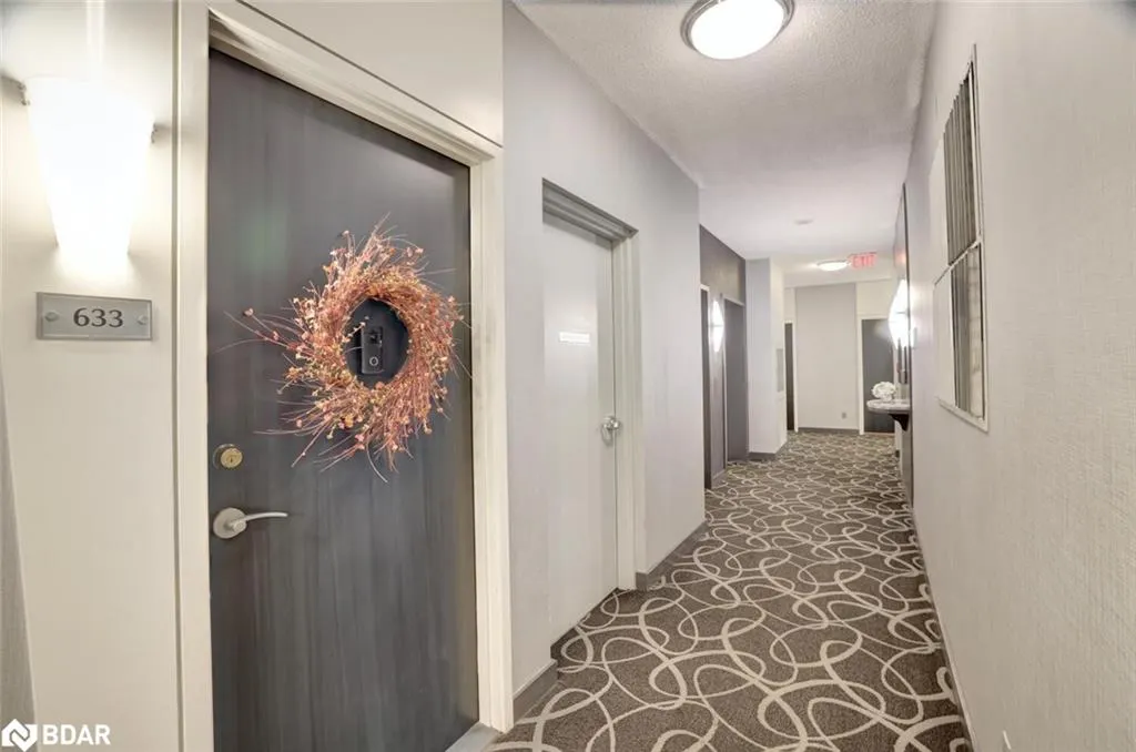 600 Queens Quay W, #633