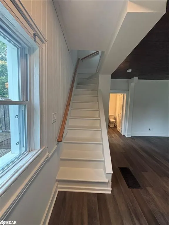 287 Barrie Street