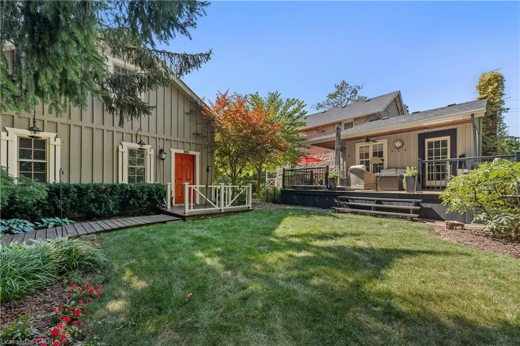 38 Roberts Road