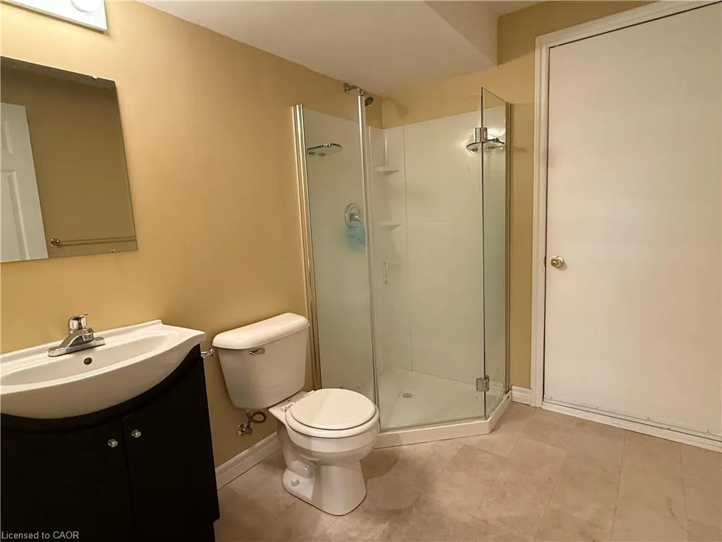 930 Creekside Drive