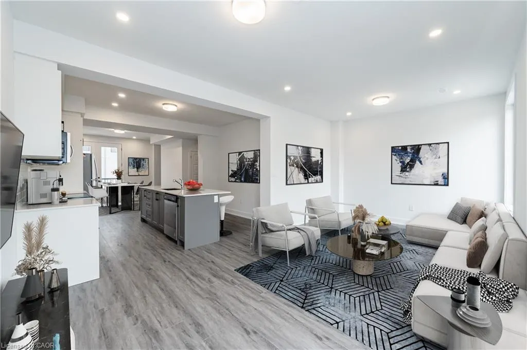99 Roger Street, #8