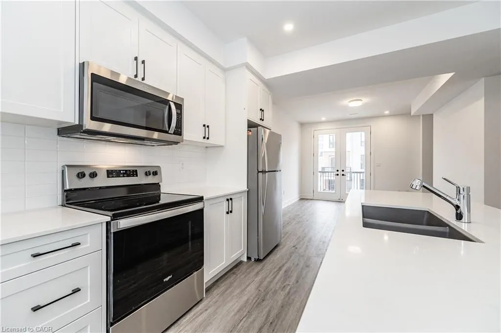 99 Roger Street, #8