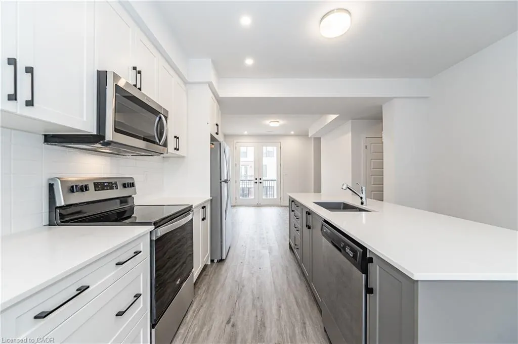99 Roger Street, #8