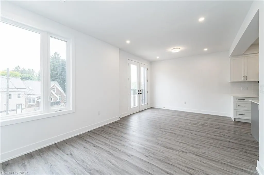 99 Roger Street, #8